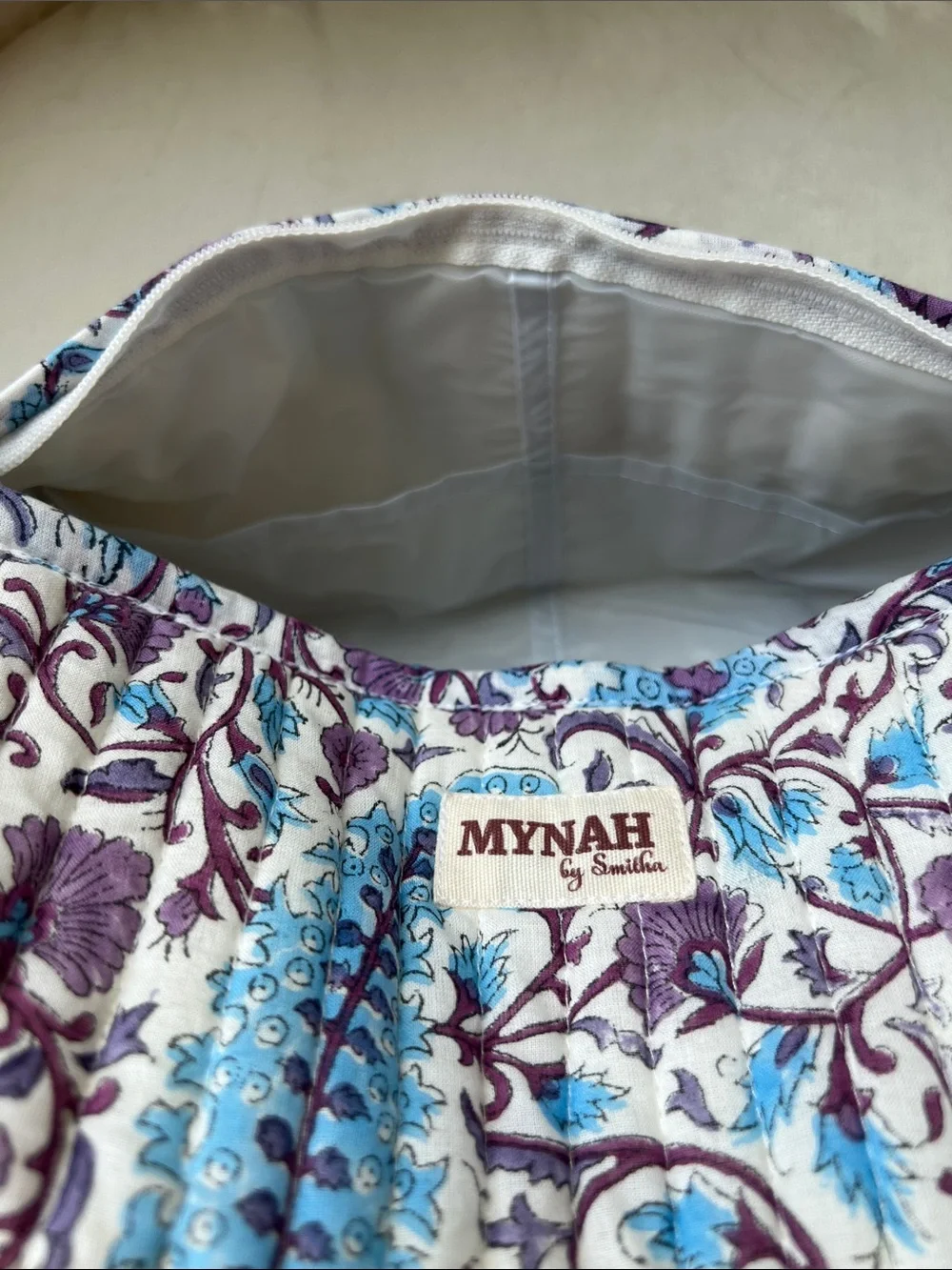 Mynah by Smitha Iris Skies Floral Quilted Cosmetic Bag NWOT